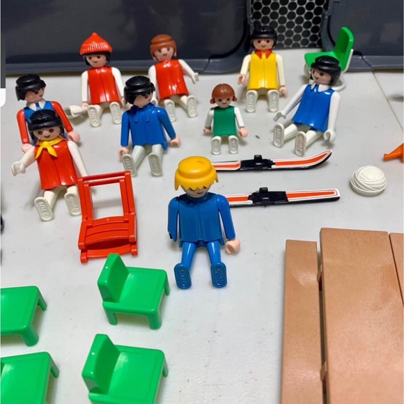 Set of Vintage Playmobil toys and accessories. - Picture 4 of 8